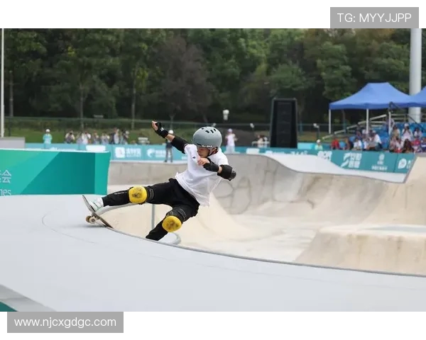 全国街舞大赛点评武汉滑板队展现出色实力与团队默契 全国街舞大赛点评武汉滑板队展现出色实力与团队默契