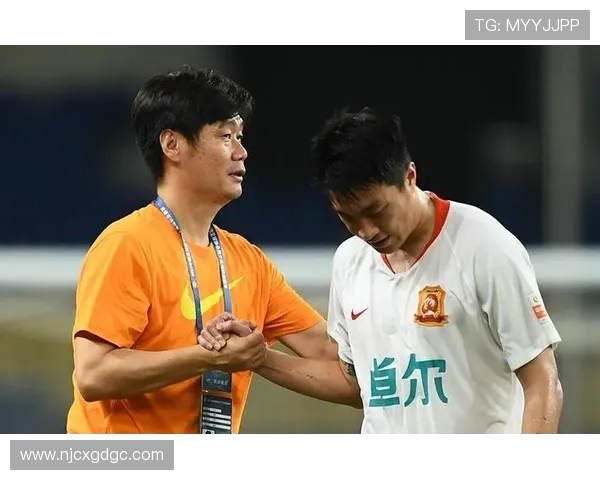 武汉网球队区域防守战术解析与实战应用探讨 武汉网球队区域防守战术解析与实战应用探讨