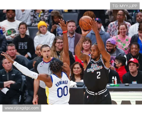 NBA勇士与快船今日对决精彩回顾及赛前分析,谁将赢得这场焦点战役 NBA勇士与快船今日对决精彩回顾及赛前分析,谁将赢得这场焦点战役