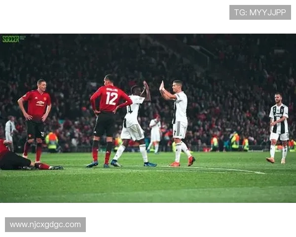 尤文图斯对阵曼联精彩比赛视频回顾及精彩瞬间分析