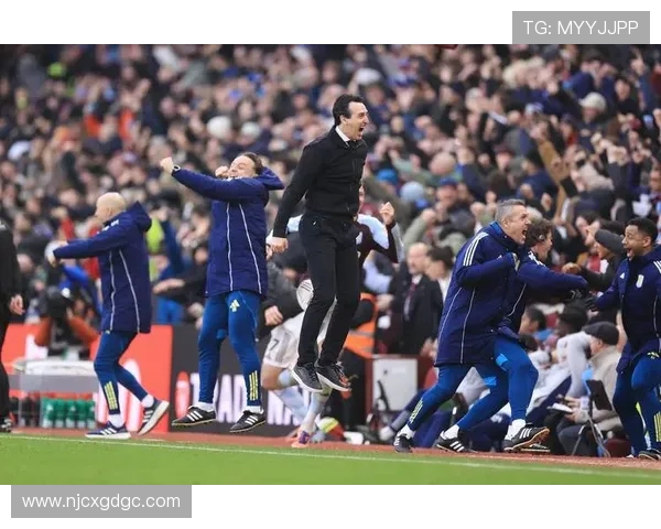 曼切斯特与切尔西激战正酣谁能在英超赛场上笑到最后