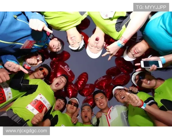 西安城市马拉松精彩回顾街舞队展现速度与激情的完美结合 西安城市马拉松精彩回顾街舞队展现速度与激情的完美结合