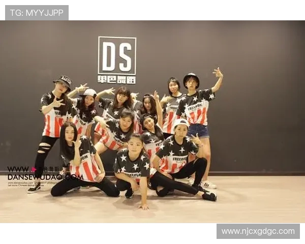 上海街舞队荣登全国耐力排行榜第二名展现实力与魅力