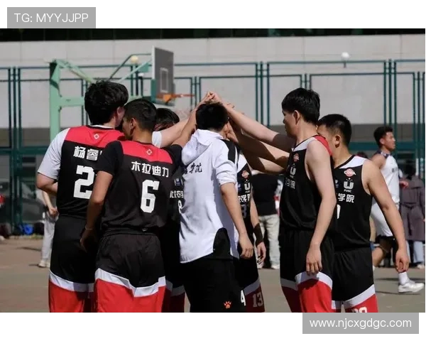 北京篮球队个人能力提升的热议与未来发展趋势探讨 北京篮球队个人能力提升的热议与未来发展趋势探讨