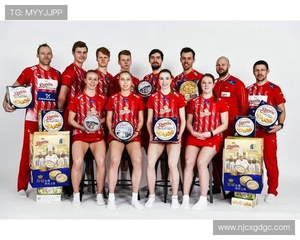 南京羽毛球队荣登实力排行榜首位其他球队紧随其后争夺荣誉